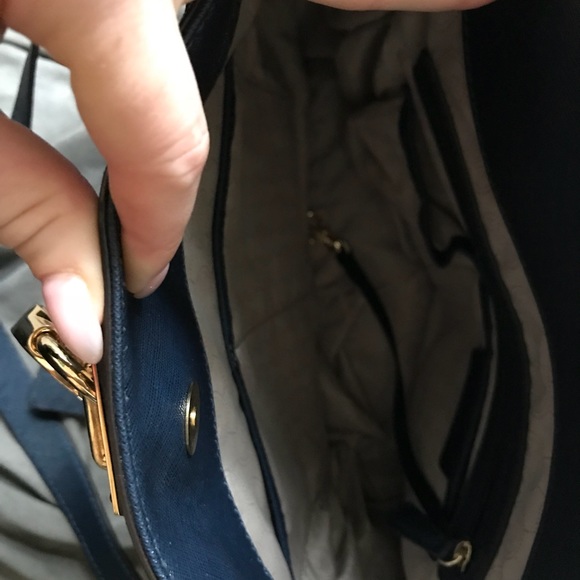 Michael Kors large Hamilton satchel - Picture 2 of 3